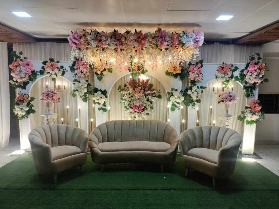 DREAM EVENT floral stage